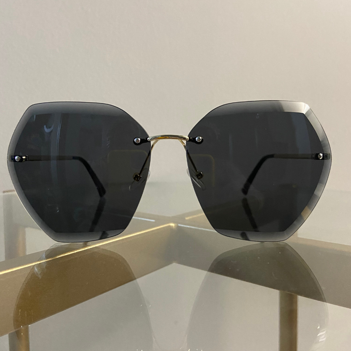 Frameless Black Sunglasses